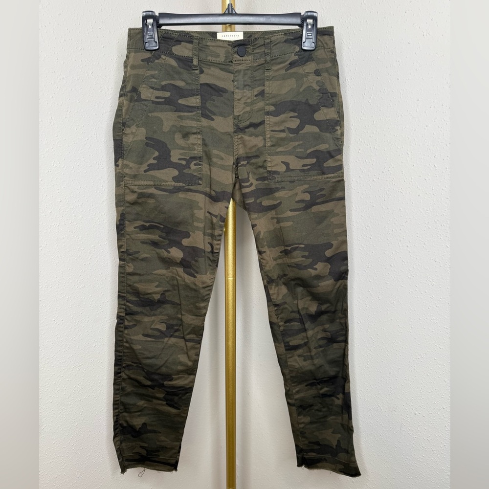 Sanctuary Anthropologie Camo Drop Fringe Hem Pants